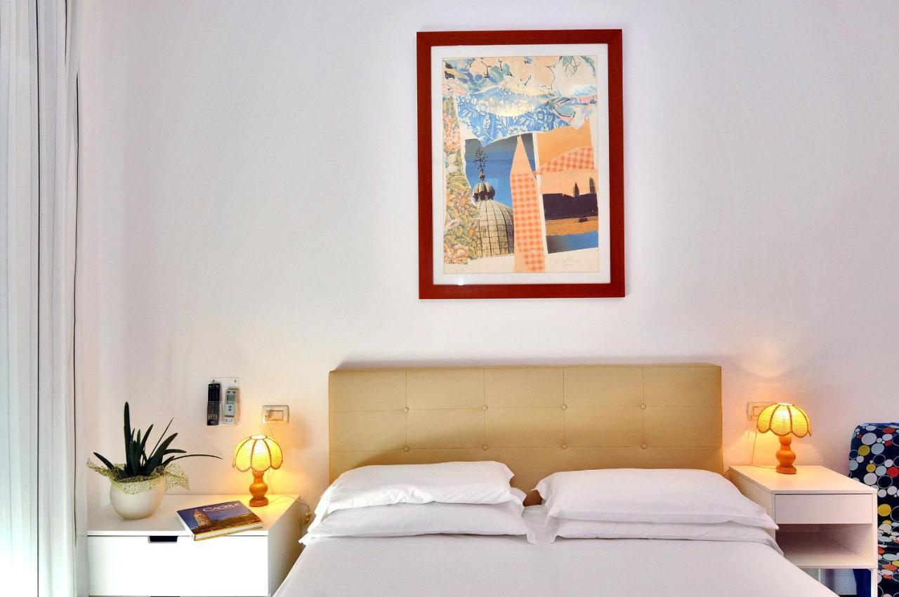 Hotel Nederland Каорле Экстерьер фото