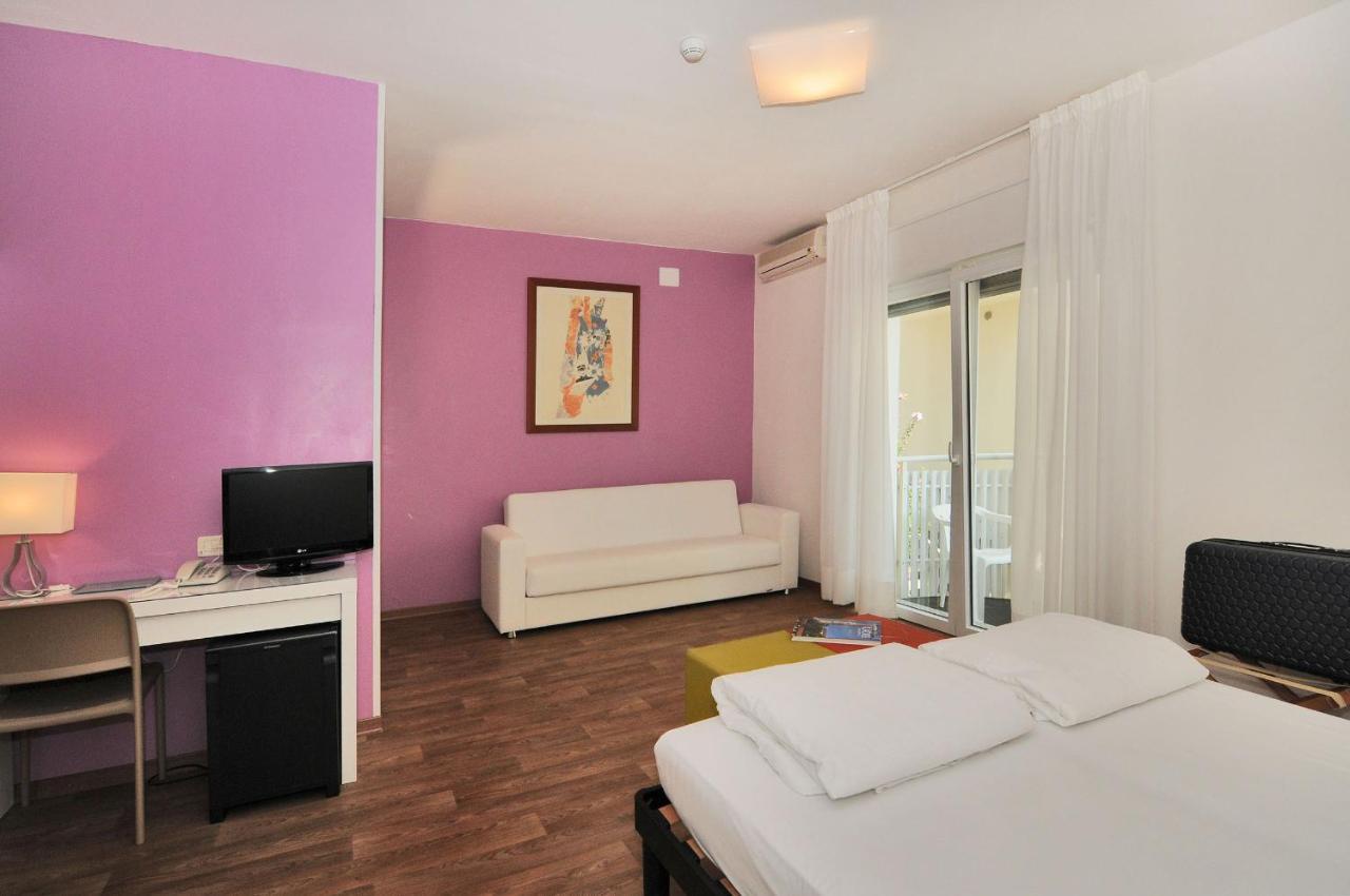 Hotel Nederland Каорле Экстерьер фото