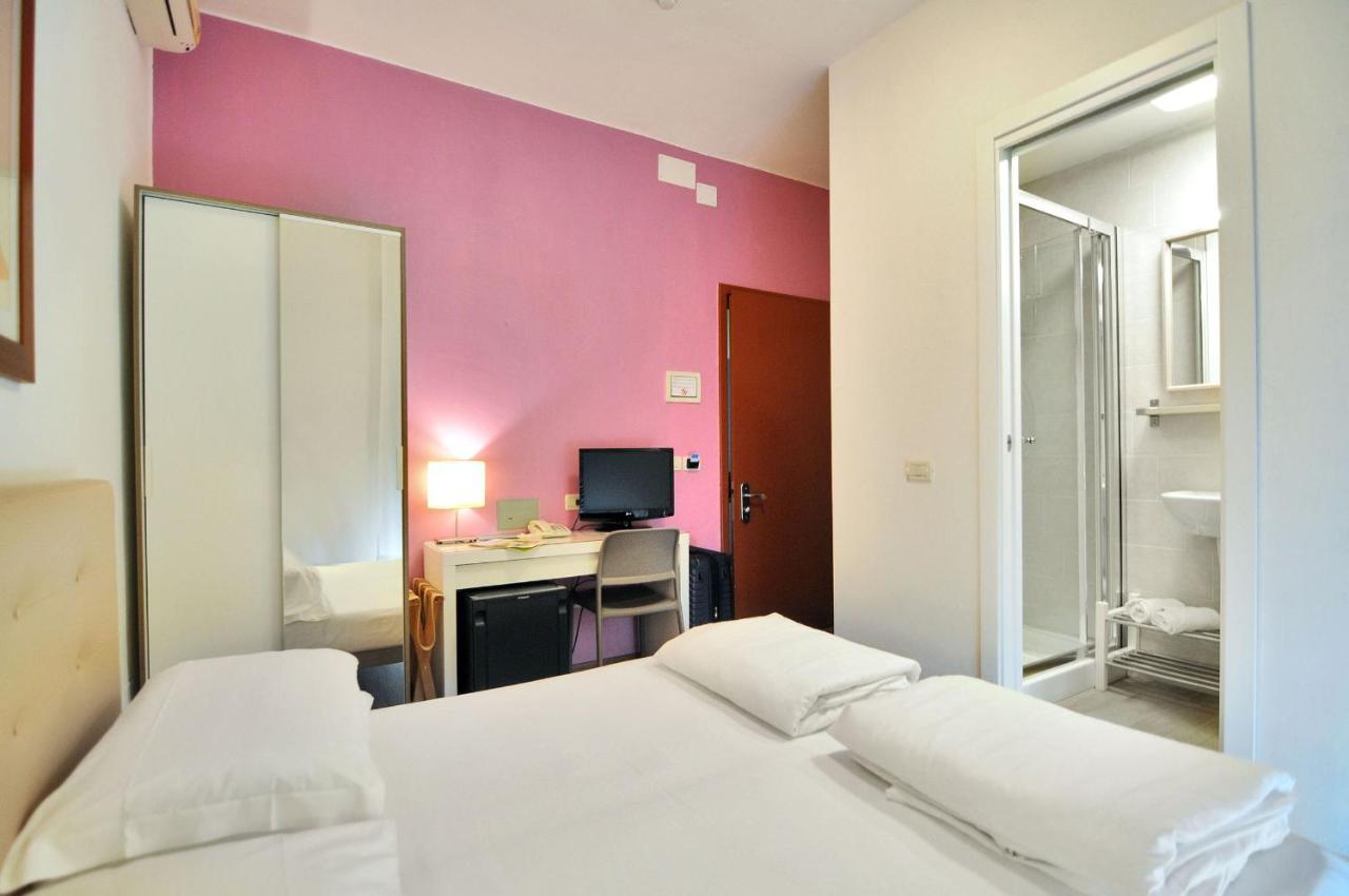 Hotel Nederland Каорле Экстерьер фото